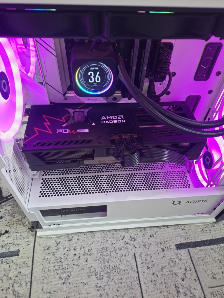 Comparative test with the AMD Radeon RX 9070 XT graphics card